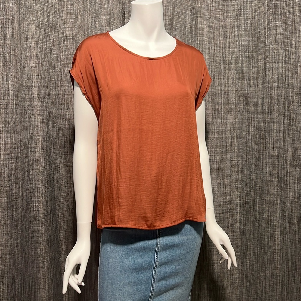 NWT Forever 21 Rust Colored Lightweight Matte Satin Blouse S